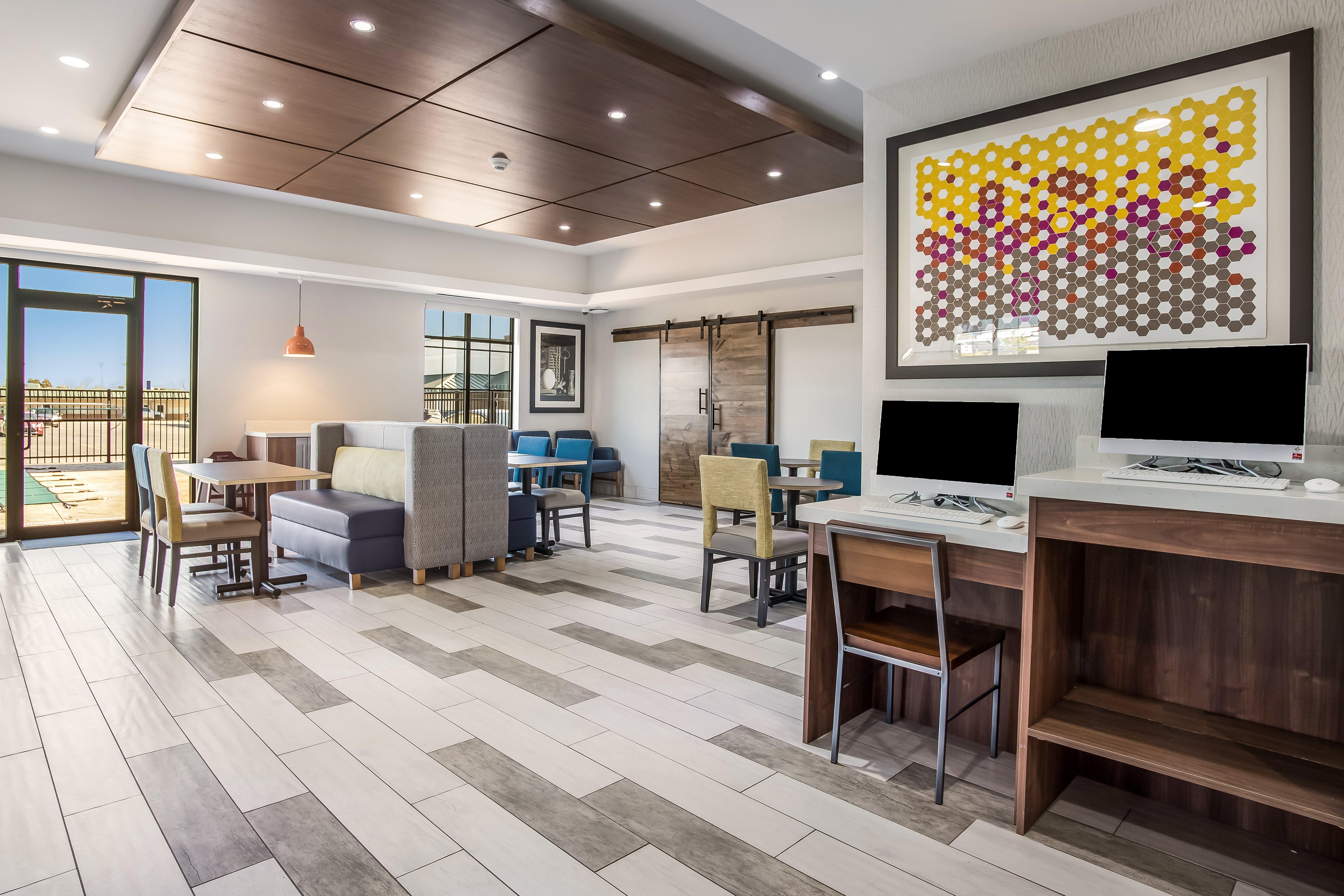Holiday Inn Express & Suites Tulsa East - Catoosa By Ihg Buitenkant foto