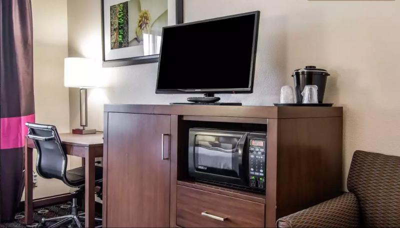 Holiday Inn Express & Suites Tulsa East - Catoosa By Ihg Buitenkant foto