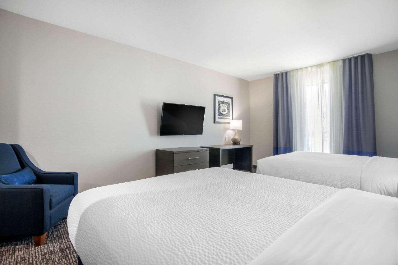 Holiday Inn Express & Suites Tulsa East - Catoosa By Ihg Buitenkant foto